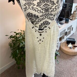 VENUS - Ivory Lace Dress with Black Jewels